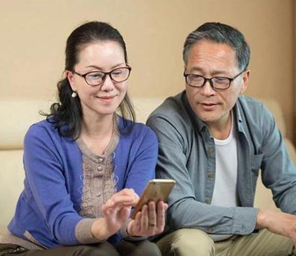 老年人如何戴老花鏡？注意四大錯(cuò)誤