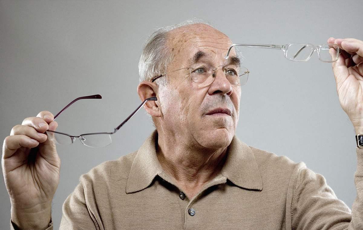 什么？聽說老花和近視能相互抵消？