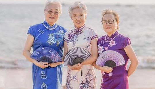 漸進(jìn)多焦鏡的原理與應(yīng)用，3個光區(qū)，看遠(yuǎn)近只需一副